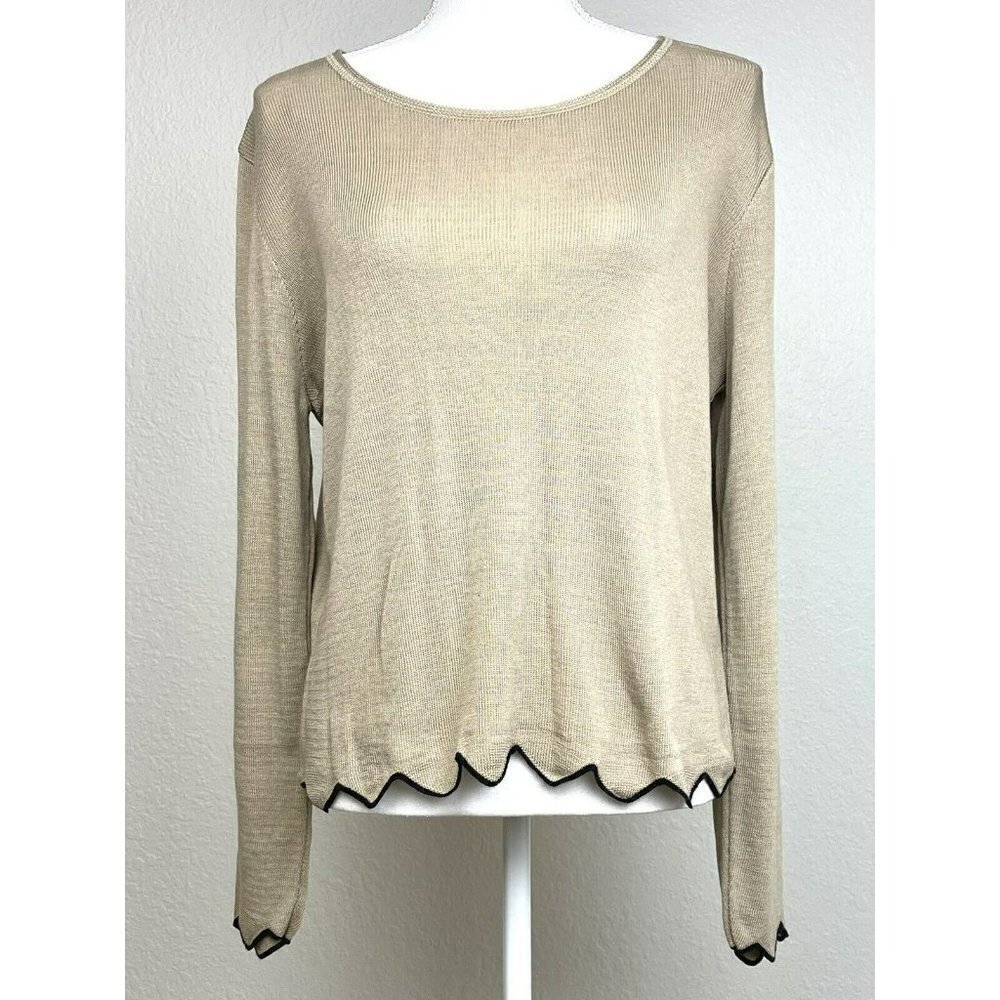ALYA Francesca’s Womens MEDIUM Beige L/S SWEATER w/ Black Scalloped Hem NWT NEW